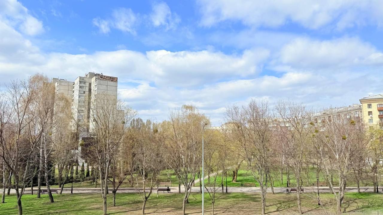 Жк Парковый Квартал Lägenhet Charkiv Exteriör bild